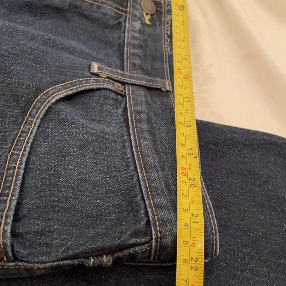 Great Old Navy Boot Cut Blue Jeans (OLCC)